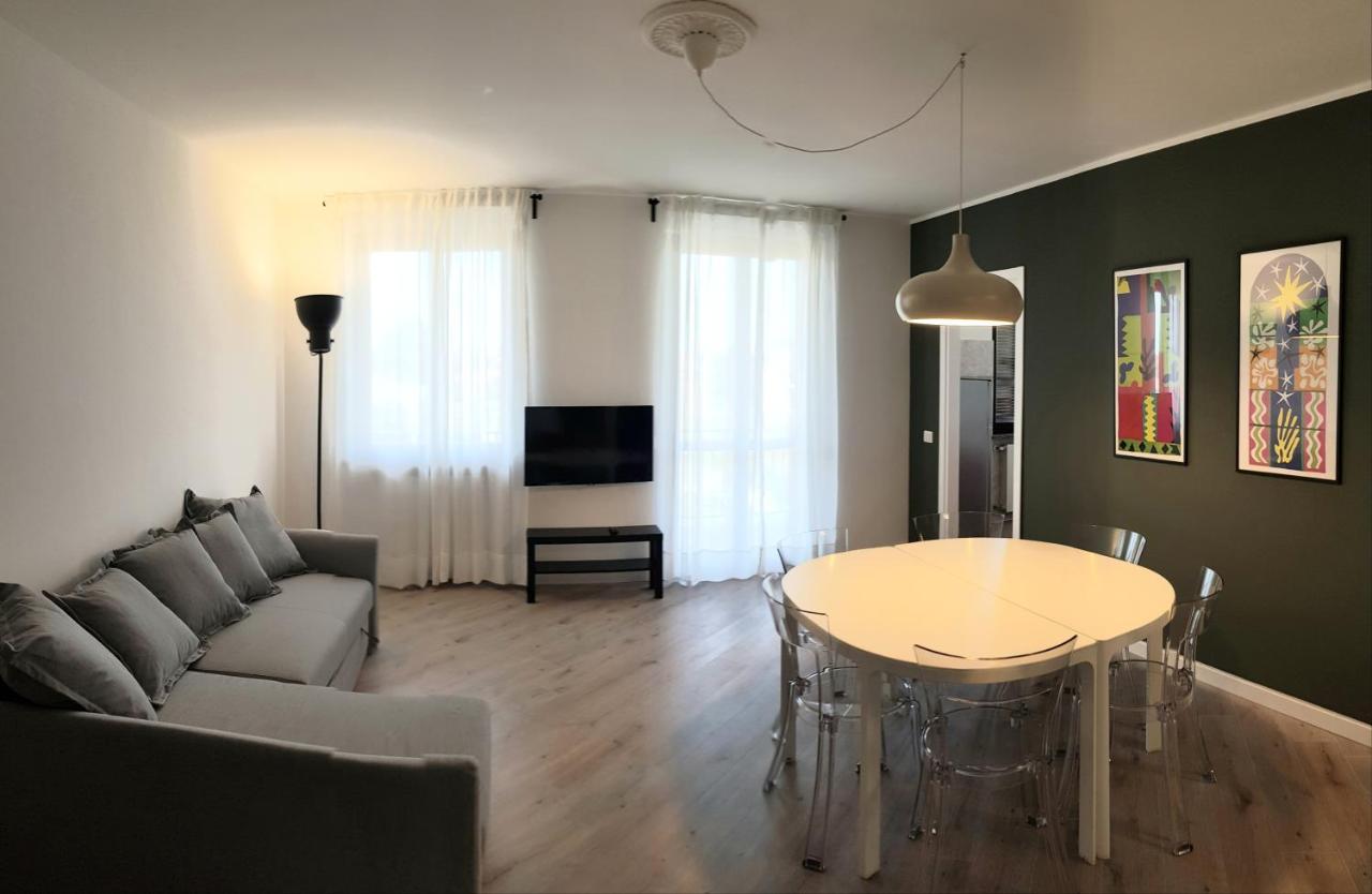V12 Apartments - Trecate Exterior photo